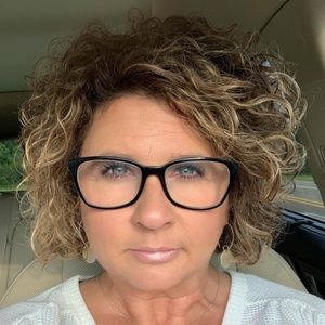 Meet your Posher, Wendy